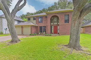 1918 Fir Tree Dr, League City, TX 77573 - Photo 2