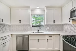 1918 Fir Tree Dr, League City, TX 77573 - Photo 8