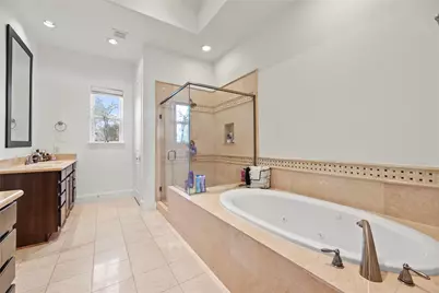 8928 Lakeshore Bend Drive, Houston, TX 77080 - Photo 22