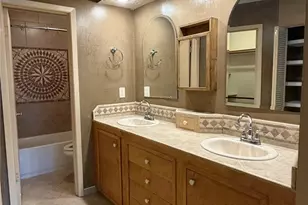 13323 Wells River Dr, Houston, TX 77041 - Photo 10
