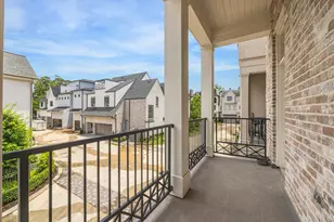 313 Royale Heights Ln, Houston, TX 77024 - Photo 22