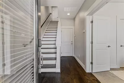 2114 Sabine Street, Houston, TX 77007 - Photo 2