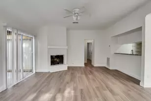 1912 Tremont Ct, Rosenberg, TX 77471 - Photo 4