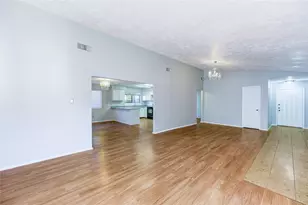 1510 Chestnut Tree Ln, Houston, TX 77067 - Photo 10
