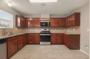 2918 Latch Ln, Houston, TX 77038 - Photo 8