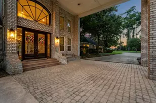 18022 Country Hills, Tomball, TX 77377 - Photo 10
