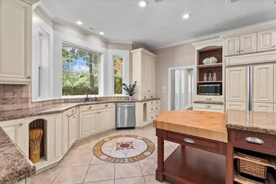 18022 Country Hills, Tomball, TX 77377 - Photo 18
