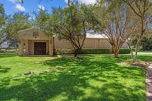 18022 Country Hills, Tomball, TX 77377 - Photo 6