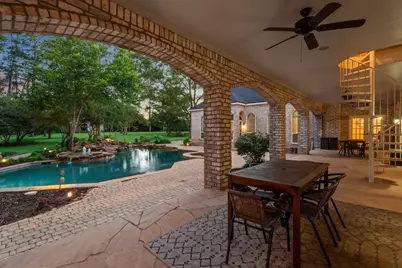 18022 Country Hills, Tomball, TX 77377 - Photo 38
