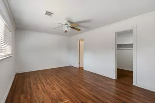 4826 Meadowglen Dr, Pearland, TX 77584 - Photo 14