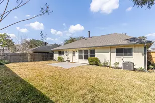 4826 Meadowglen Dr, Pearland, TX 77584 - Photo 22