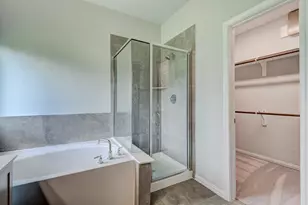 208 Shoreview Dr, Conroe, TX 77303 - Photo 16