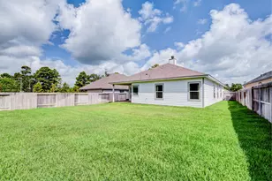 208 Shoreview Dr, Conroe, TX 77303 - Photo 24