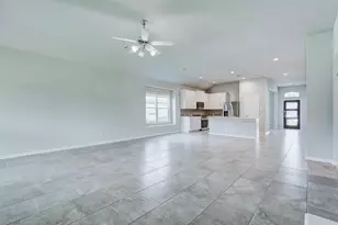 208 Shoreview Dr, Conroe, TX 77303 - Photo 14