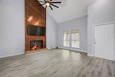 5703 Easthampton Drive #D, Houston, TX 77039 - Photo 10