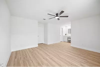 14387 Misty Meadow Lane, Houston, TX 77079 - Photo 20