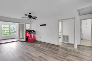7923 Glenview Dr, Houston, TX 77061 - Photo 20
