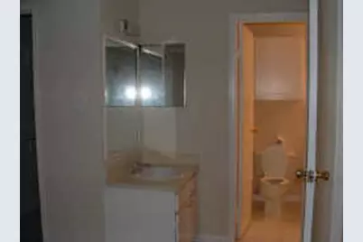 2750 Holly Hall Street #1213, Houston, TX 77054 - Photo 4