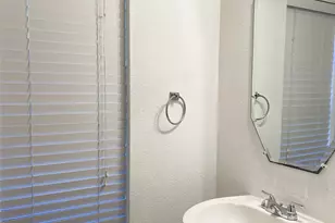 11737 Logan Ridge Dr, Houston, TX 77072 - Photo 18