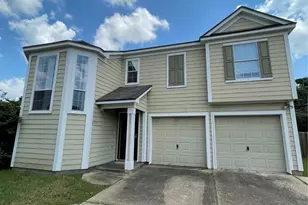 11737 Logan Ridge Dr, Houston, TX 77072 - Photo 2