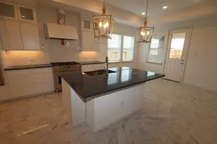 13010 Old Fashion Cir, Mont Belvieu, TX 77535 - Photo 2