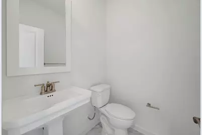 13010 Old Fashion Circle, Mont Belvieu, TX 77535 - Photo 12