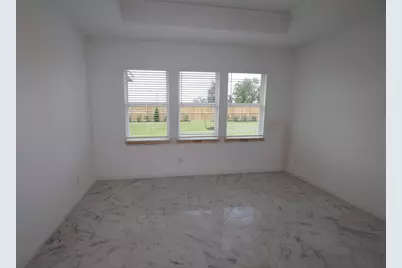 13010 Old Fashion Circle, Mont Belvieu, TX 77535 - Photo 6