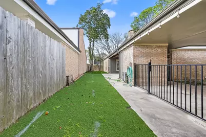 2810 Quail Hollow Drive, Missouri City, TX 77459 - Photo 30