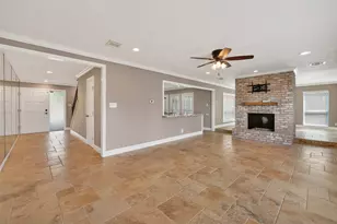 2810 Quail Hollow Dr, Missouri City, TX 77459 - Photo 8