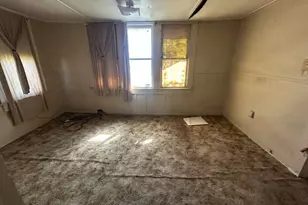 601 E Michalk St, Thorndale, TX 76577 - Photo 8