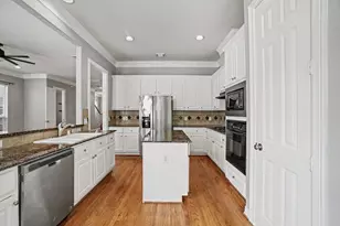 2806 Bering Dr, Houston, TX 77057 - Photo 8