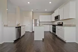 15870 Berry Hl Dr, Conroe, TX 77303 - Photo 6