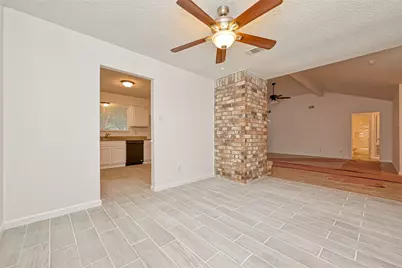 5302 Oaklynn Drive, Spring, TX 77373 - Photo 2