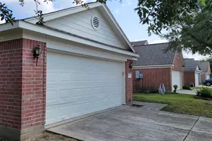 7211 Foxwalk Ln, Humble, TX 77338 - Photo 2