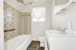 4600 Ireland St, Houston, TX 77016 - Photo 16