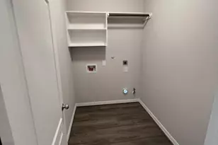 15446 Islandview Ln, Houston, TX 77053 - Photo 10