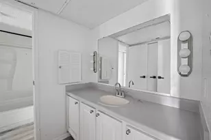 10110 Forum W Dr, Houston, TX 77036 - Photo 24