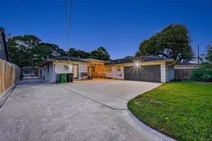 5531 Lymbar Dr, Houston, TX 77096 - Photo 40