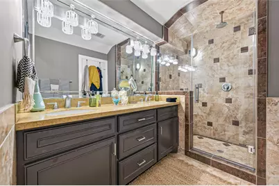 5531 Lymbar Drive, Houston, TX 77096 - Photo 32