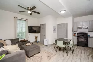 2018 Fulton St, Houston, TX 77009 - Photo 6