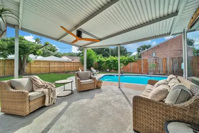 15605 Elwood Drive, Houston, TX 77040 - Photo 2