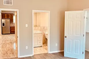 1602 Henninger St, Houston, TX 77023 - Photo 12