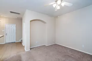 207 N Burberry Park Cir, The Woodlands, TX 77382 - Photo 10