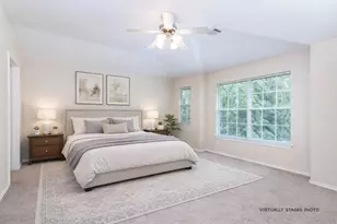 207 N Burberry Park Cir, The Woodlands, TX 77382 - Photo 2