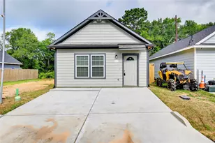11923 Nelwood, Willis, TX 77318 - Photo 1