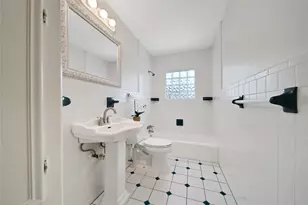 317 S 11th St, La Porte, TX 77571 - Photo 16