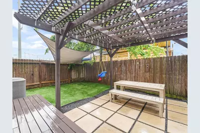1309 Laird Street #A, Houston, TX 77008 - Photo 2