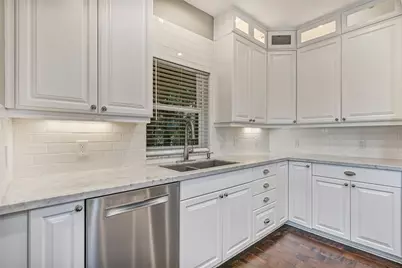 20 Campeche Estates Drive, Galveston, TX 77554 - Photo 18