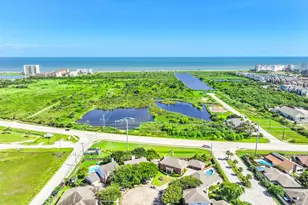 20 Campeche Estates Dr, Galveston, TX 77554 - Photo 48