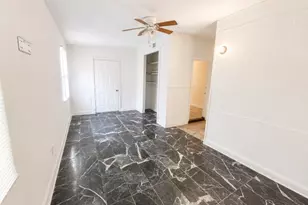 9113 Oak Knoll Ln, Houston, TX 77078 - Photo 14